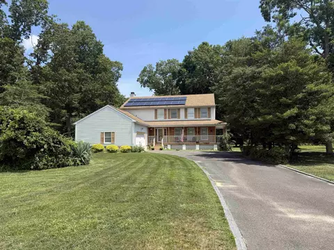 34 Arrowhead Trl, Ocean View, NJ 08230