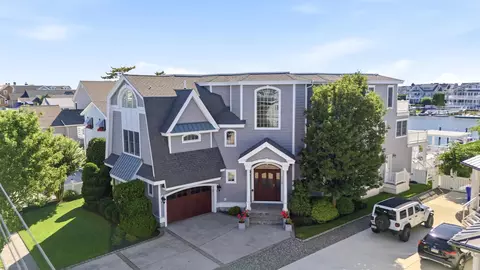 4320 Fourth Ave, Avalon, NJ 08202