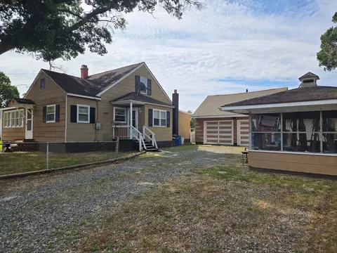 212 E Atlantic Ave, Villas, NJ 08251