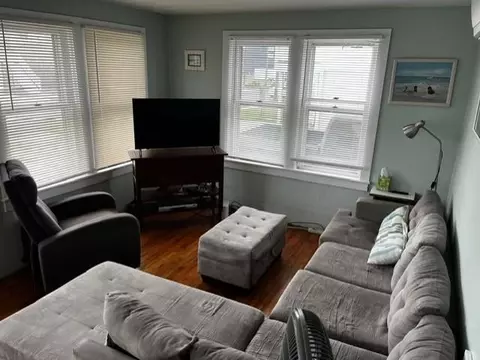 Living - 9 E Willard Ave, Strathmere, NJ 08248 photo 1 of 2