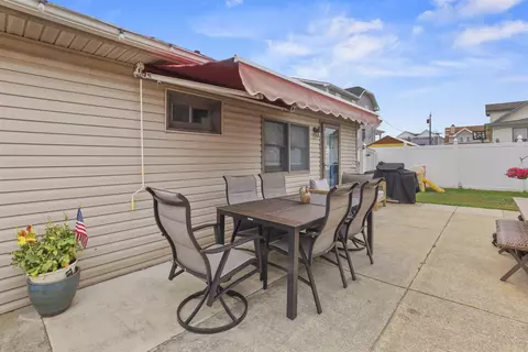 112 12 E 21st St #3, North Wildwood, NJ 08260