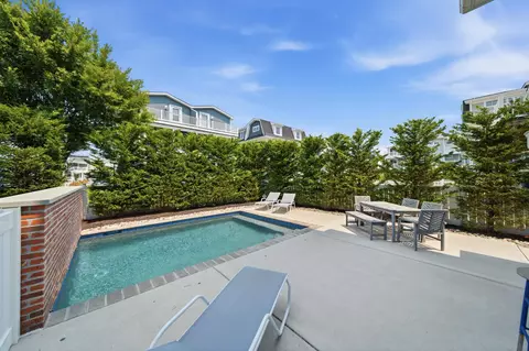 Exterior - 237 26th St #237, Avalon, NJ 08202 photo 4 of 6