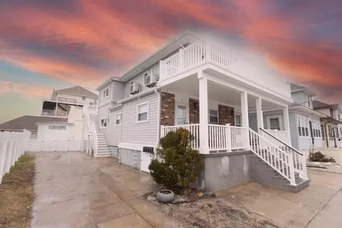 110 W Buttercup Rd #4, Wildwood Crest, NJ 08260