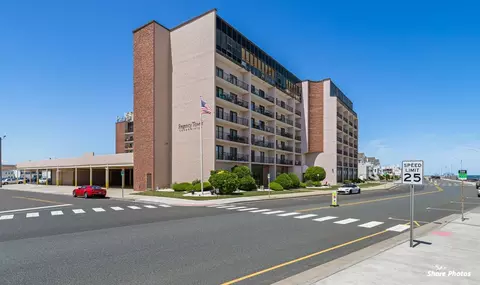 500 Kennedy Dr #213, North Wildwood, NJ 08260