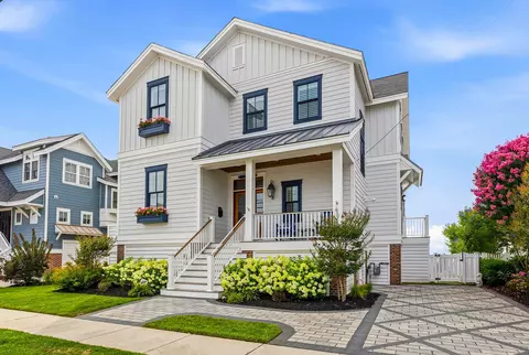 10521 Golden Gate Dr, Stone Harbor, NJ 08247