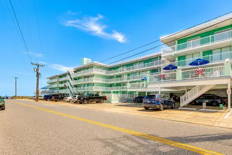 404 E Denver Ave #100, Wildwood Crest, NJ 08260