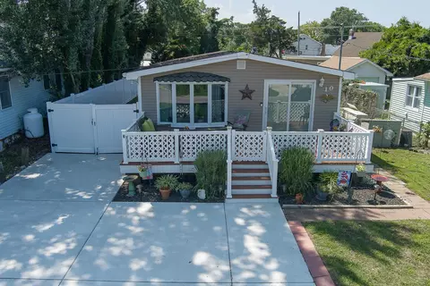 10 E Atlantic Ave, Villas, NJ 08251