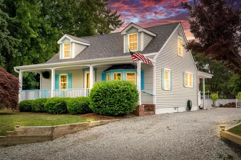 303 E Shell Bay Ave, Cape May Court House, NJ 08210