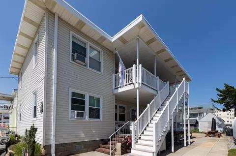 417 E 20th Ave #4, North Wildwood, NJ 08260