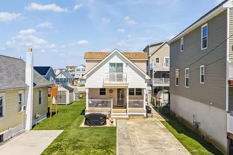 213 W 17th Ave, North Wildwood, NJ 08260