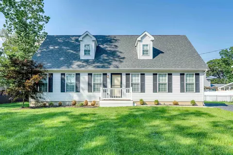 112 Davis Rd, Rio Grande, NJ 08242