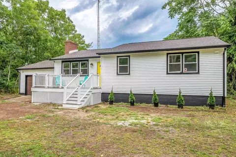 126 Academy Ln, Cape May Court House, NJ 08210
