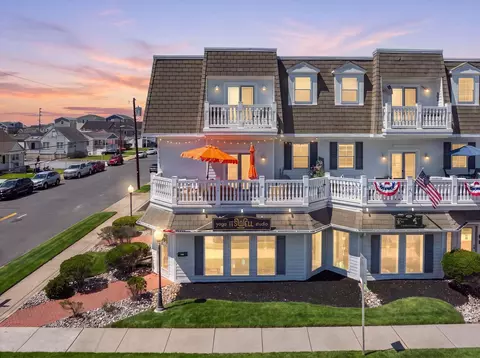 810 New Jersey Ave #203, North Wildwood, NJ 08260