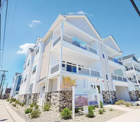 162 E Garfield #107, Wildwood, NJ 08260