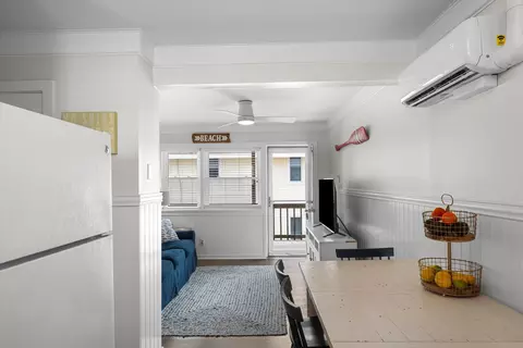 Dining - 29 E 28th St #6, Avalon, NJ 08202 photo 3 of 3