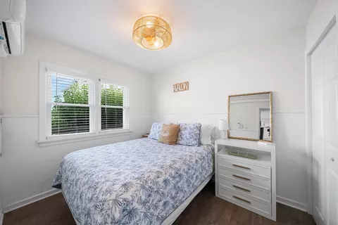 Bedroom - 29 E 28th St #6, Avalon, NJ 08202 photo 1 of 4