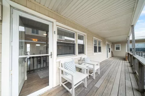 Exterior - 29 E 28th St #6, Avalon, NJ 08202 photo 3 of 3