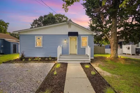 108 Iowa Ave, Villas, NJ 08251
