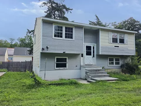 50 Bayshore Rd, Cape May, NJ 08204