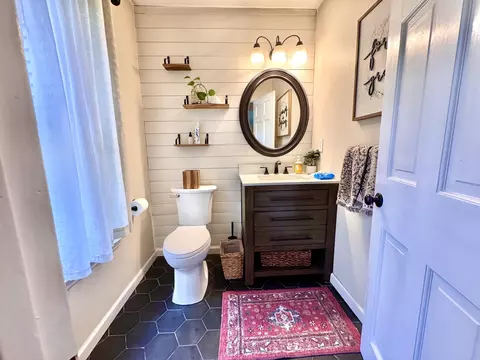 Bath - 63 Somers Ave, Ocean View, NJ 08230 photo 1 of 4