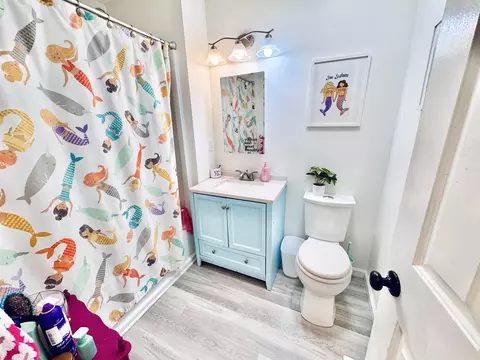 Bath - 63 Somers Ave, Ocean View, NJ 08230 photo 3 of 4