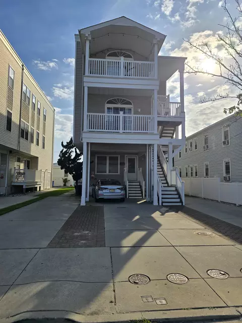 122 E Schellenger Ave #200, Wildwood, NJ 08260