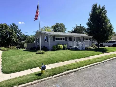 104 Avocado Rd, Cape May Court House, NJ 08210