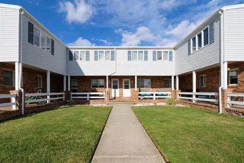 141 W Cardinal Rd #3, Wildwood Crest, NJ 08260