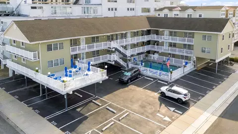 7203 Atlantic Ave #303, Wildwood Crest, NJ 08260