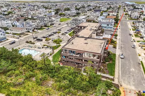 View/Area - 66 E 20th St #206, Avalon, NJ 08202 photo 4 of 6