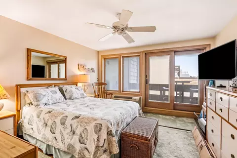 Bedroom - 66 E 20th St #206, Avalon, NJ 08202 photo 1 of 2