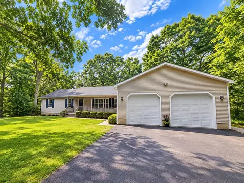 50 Acorn Ln, Cape May Court House, NJ 08210