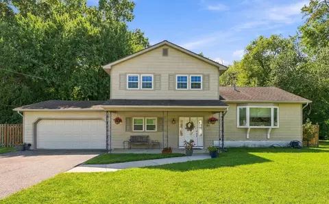 42 W Secluded Ln, Rio Grande, NJ 08242