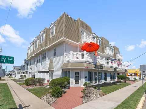 810 New Jersey Ave #203, North Wildwood, NJ 08260