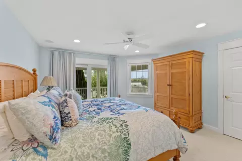 Bedroom - 84 E 19th St, Avalon, NJ 08202 photo 5 of 6