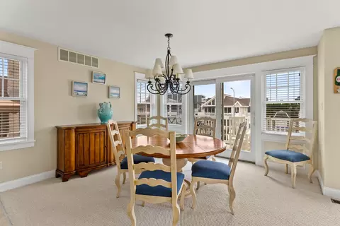 Dining - 84 E 19th St, Avalon, NJ 08202 photo 1 of 1