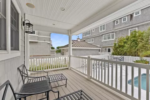 Exterior - 84 E 19th St, Avalon, NJ 08202 photo 6 of 6