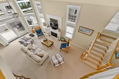 Living - 84 E 19th St, Avalon, NJ 08202 photo 3 of 5