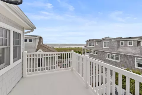 Exterior - 84 E 19th St, Avalon, NJ 08202 photo 4 of 6