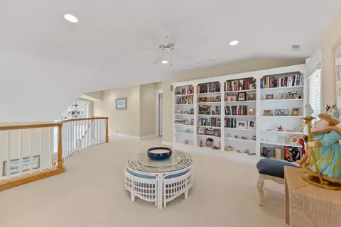 Entry Way - 84 E 19th St, Avalon, NJ 08202 photo 2 of 3