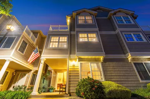 1114 Stone Harbor Blvd #107, Stone Harbor, NJ 08247