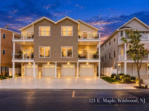 121 E Maple Ave #3, Wildwood, NJ 08260