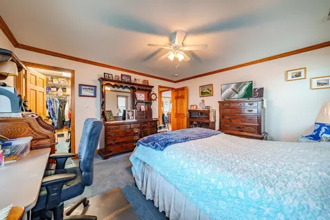 Bedroom - 401 S Bayview Dr, Strathmere, NJ 08248 photo 2 of 7