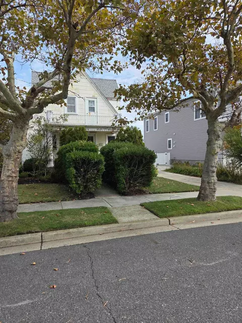 309 E 10th Ave, North Wildwood, NJ 08260