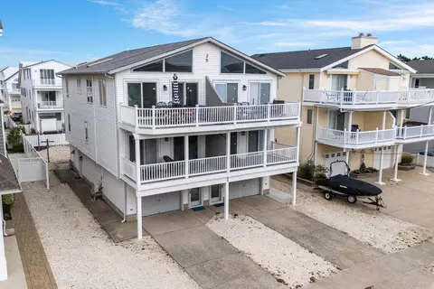 25 77th St #WEST, Sea Isle City, NJ 08243