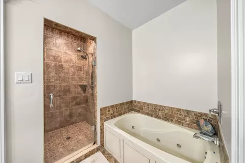 Bath - 910 Ocean Dr #910, Avalon, NJ 08202 photo 3 of 3