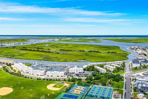 View/Area - 910 Ocean Dr #910, Avalon, NJ 08202 photo 5 of 6