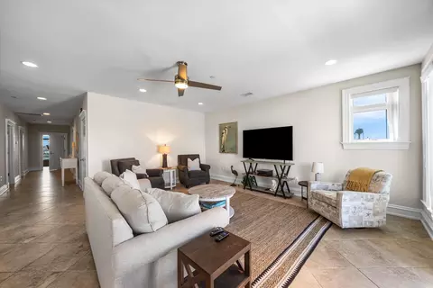 Living - 910 Ocean Dr #910, Avalon, NJ 08202 photo 3 of 4