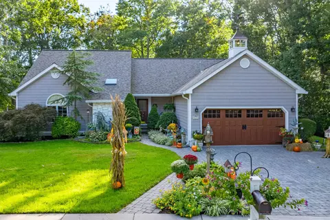 23 Summer Cir, North Cape May, NJ 08204