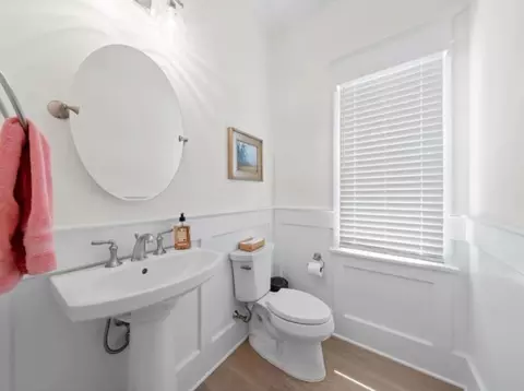 Bath - 5765 Ocean Dr, Avalon, NJ 08202 photo 2 of 4